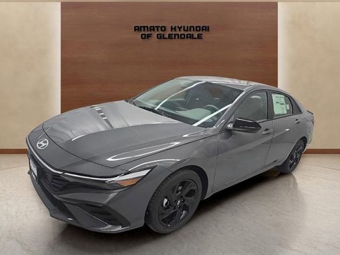 New 2026 Hyundai Elantra Sport FWD image 2