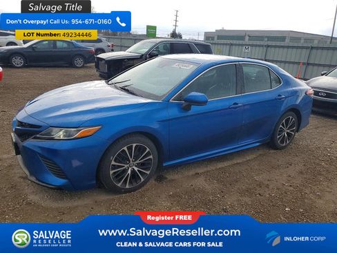 Used 2019 Toyota Camry SE image 1