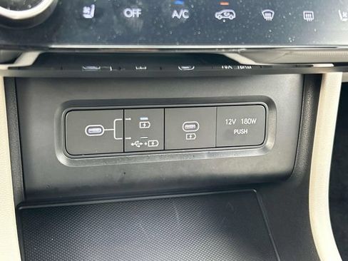 Used 2025 Hyundai Tucson Limited FWD image 39