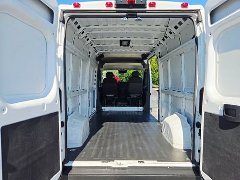 Used 2023 RAM ProMaster 2500 FWD image 11