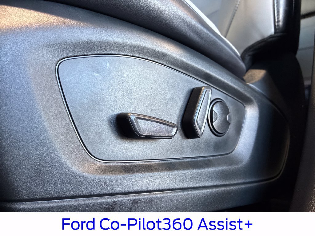 Certified 2021 Ford Explorer XLT w/ Equipment Group 202A RWD image 33