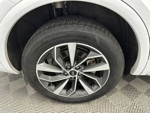 Used 2024 Audi Q5 2.0T Premium Plus AWD/4WD image 19