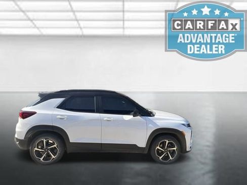 Used 2023 Chevrolet TrailBlazer RS w/ Sun and Liftgate Package FWD image 4
