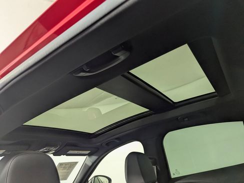 Used 2023 Alfa Romeo Stelvio Quadrifoglio image 20