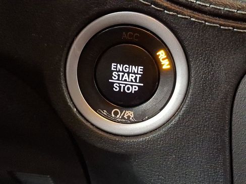 Used 2021 Dodge Charger SXT w/ Plus Group image 19