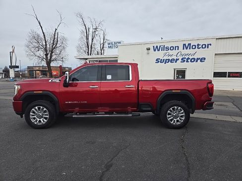 Used 2022 GMC Sierra 3500 Denali w/ Denali Ultimate Package image 8