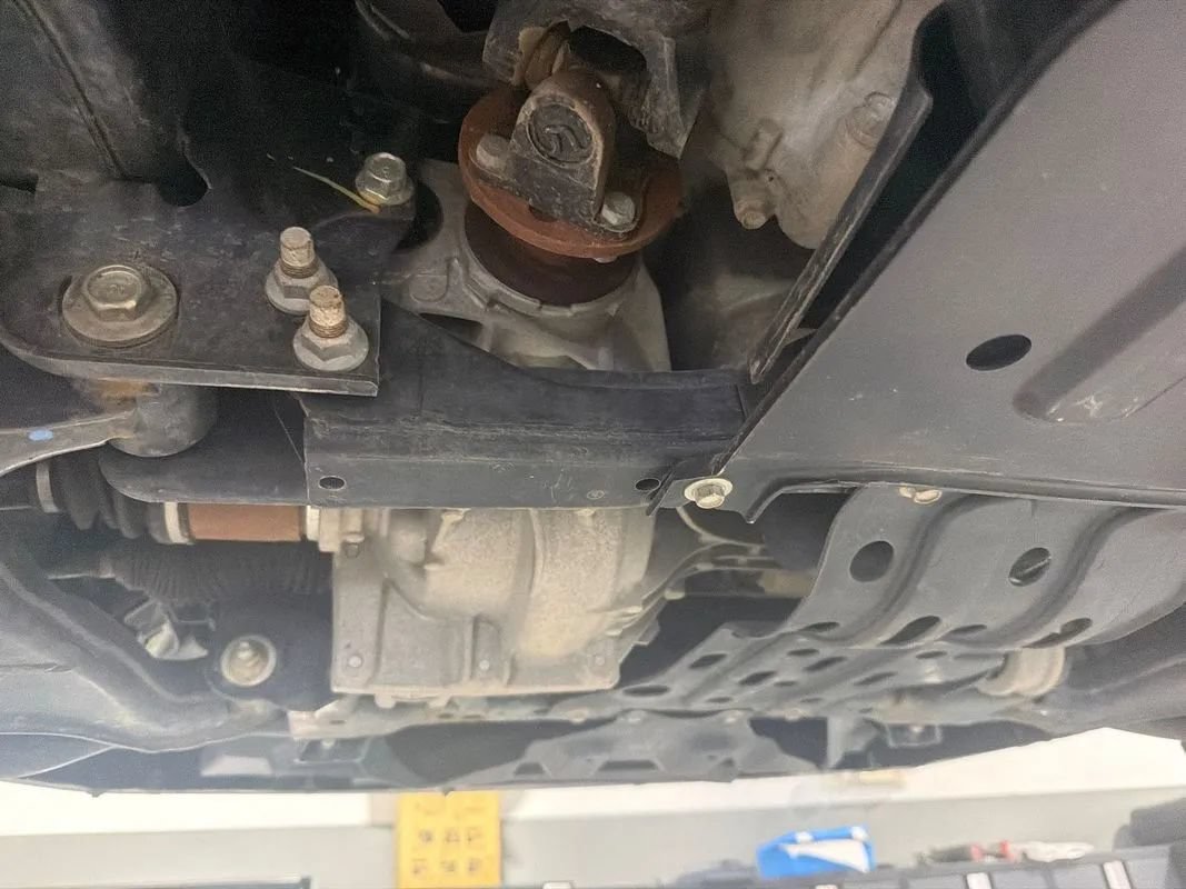 Used 2019 Nissan Titan SV AWD/4WD image 29