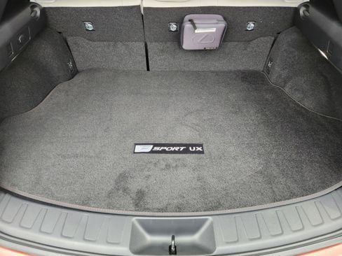 New 2026 Lexus UX 300h FWD image 20