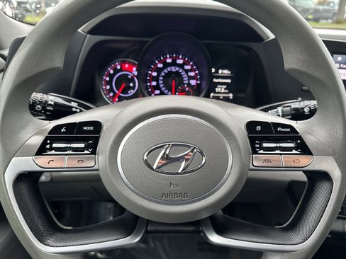 Used 2023 Hyundai Elantra SEL FWD image 24