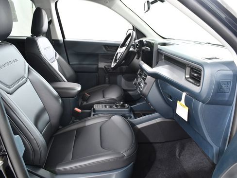 New 2026 Ford Maverick Lariat w/ Black Appearance Package AWD/4WD image 10