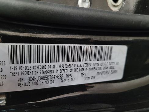 Used 2019 Jeep Compass Sport AWD/4WD image 33
