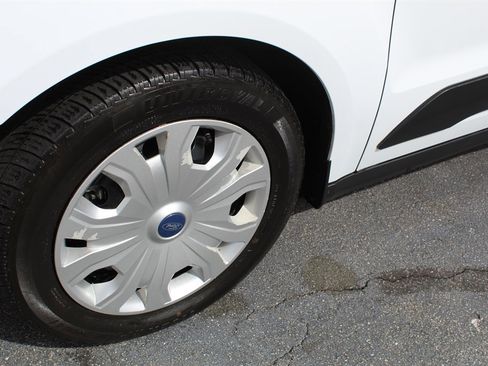 Used 2019 Ford Transit Connect XL image 17