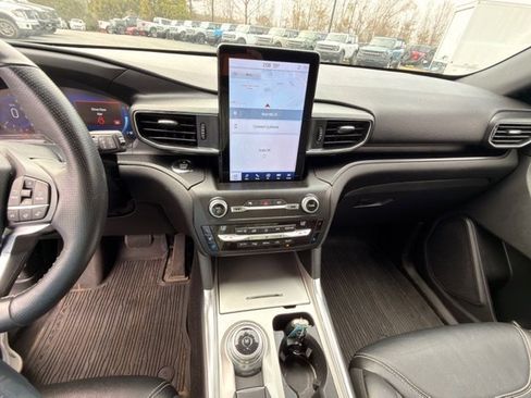 Used 2020 Ford Explorer ST w/ Premium Technology Package image 2