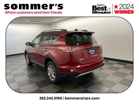Used 2018 Toyota RAV4 Limited image 3