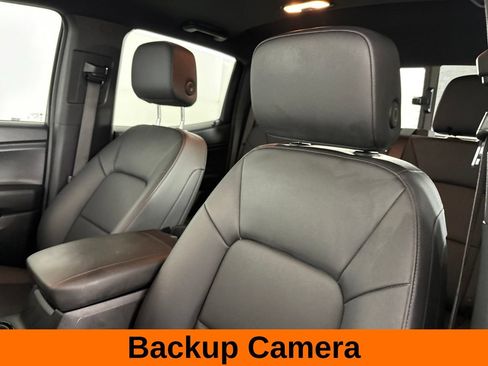 Used 2024 Chevrolet Colorado W/T w/ WT Convenience Package RWD image 11
