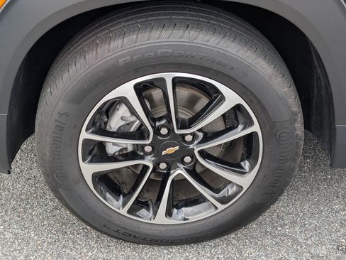 Used 2024 Chevrolet TrailBlazer LT FWD image 13