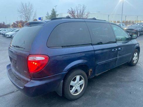 Used 2006 Dodge Grand Caravan SXT image 5
