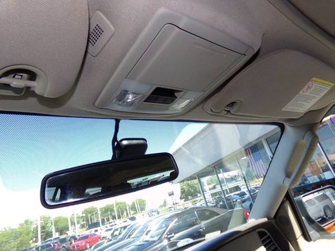 Used 2016 Lincoln Navigator L Select RWD image 69