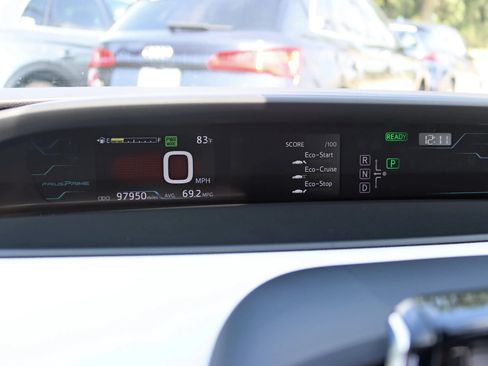 Used 2017 Toyota Prius Prime Premium FWD image 19