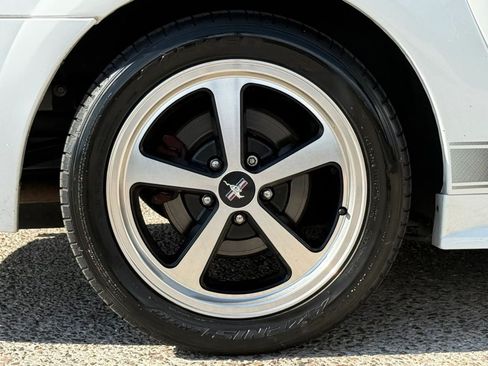 Used 2004 Ford Mustang Mach 1 RWD image 21