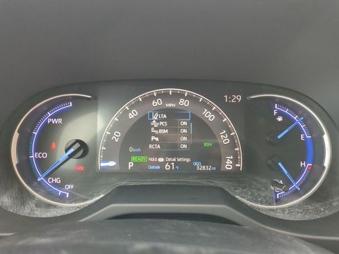 Used 2020 Toyota RAV4 Limited image 25