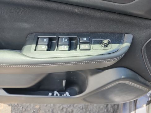 Used 2017 Subaru Legacy 2.5i Premium AWD/4WD image 14