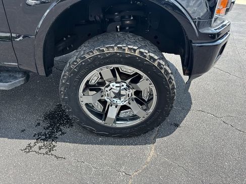 Used 2018 Ford F150 Lariat AWD/4WD image 13
