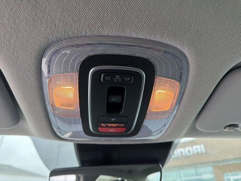 New 2026 Hyundai Elantra Limited FWD image 30
