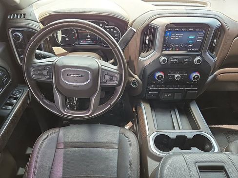 Used 2022 GMC Sierra 3500 Denali AWD/4WD image 18