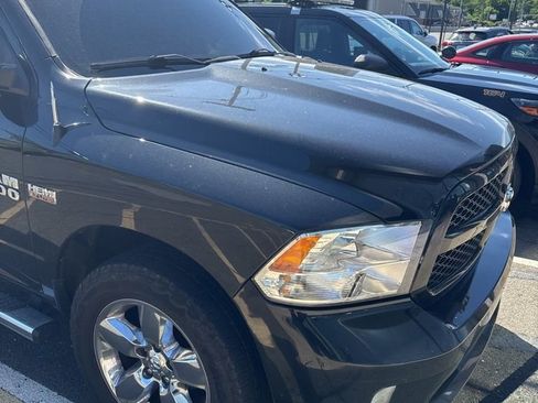 Used 2018 RAM 1500 Express w/ Express Value Package AWD/4WD image 2