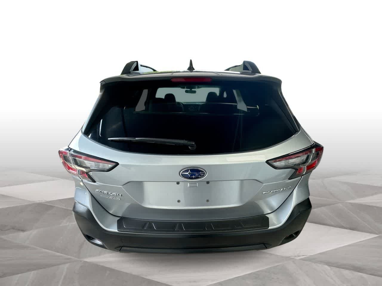 Used 2025 Subaru Outback Premium AWD/4WD image 7