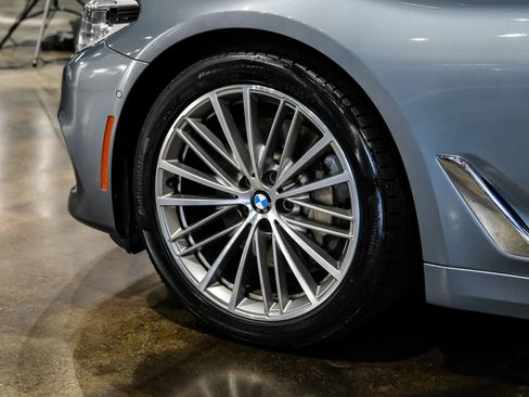 Used 2018 BMW 530i w/ Premium Package RWD image 70