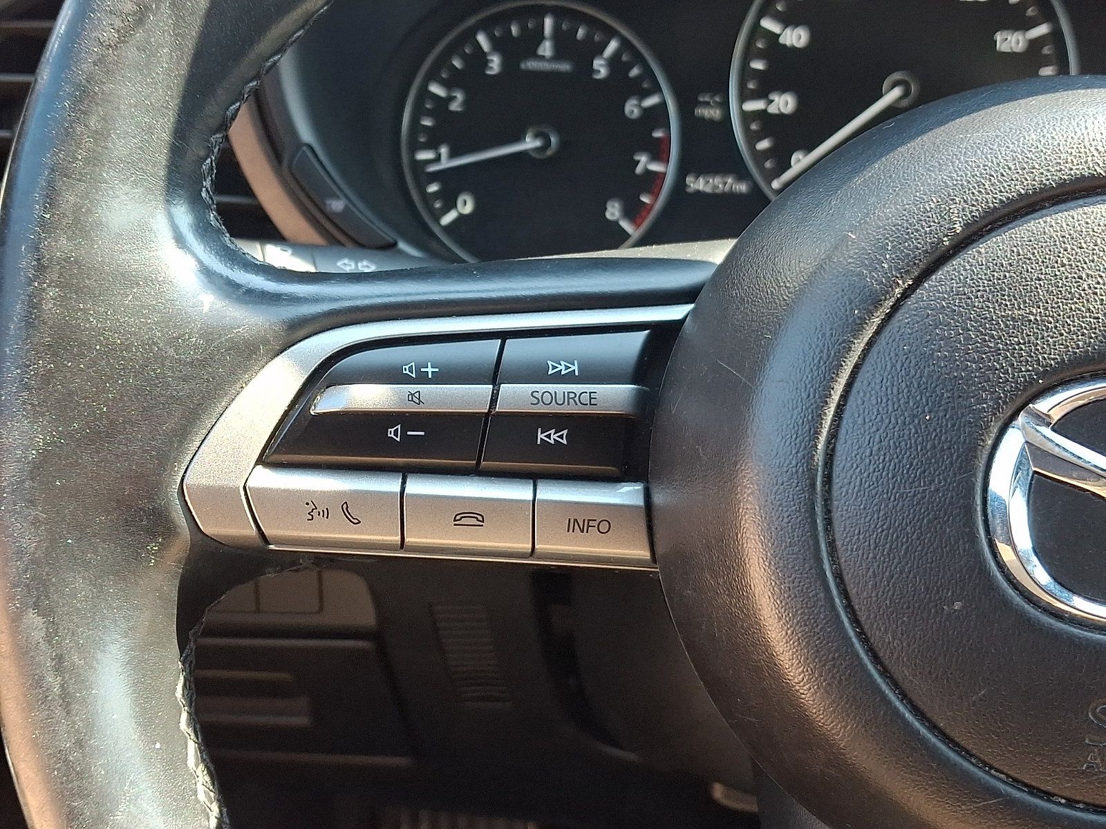 Used 2023 MAZDA MAZDA3 s FWD image 20