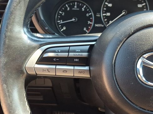 Used 2023 MAZDA MAZDA3 s FWD image 18