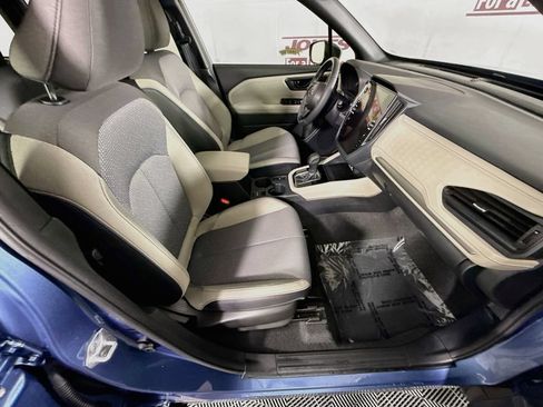 Certified 2025 Subaru Forester Premium AWD/4WD image 31