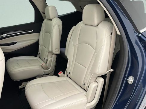 Used 2023 Buick Enclave Essence w/ Experience Buick Package AWD/4WD image 9