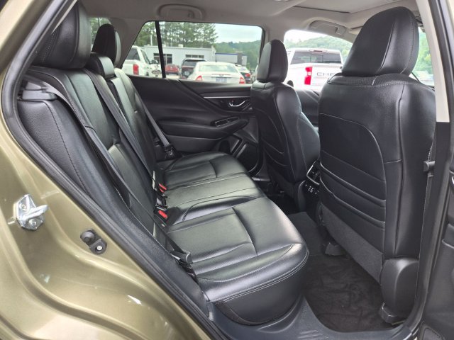 Used 2024 Subaru Outback Touring AWD/4WD image 22
