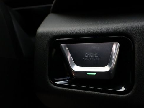 New 2026 GMC Yukon XL Denali w/ Denali Reserve Package image 36