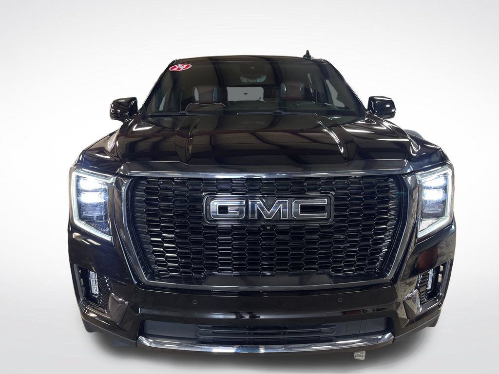 Used 2024 GMC Yukon Denali Ultimate AWD/4WD image 9