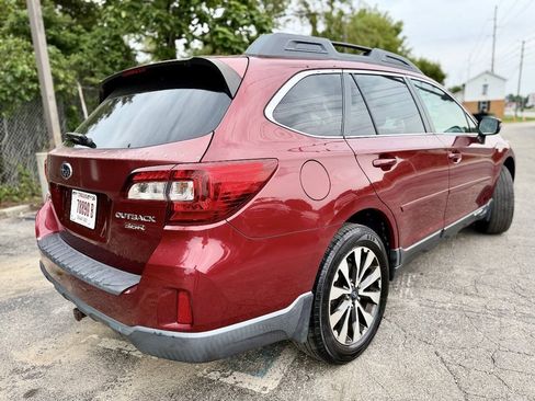 Used 2015 Subaru Outback 3.6R Limited AWD/4WD image 3