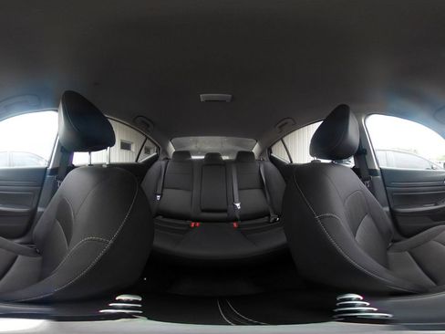 Used 2025 Nissan Altima 2.5 SV image 41