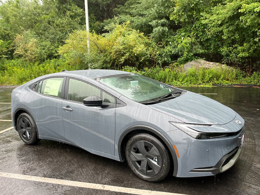 New 2026 Toyota Prius Plug-In Hybrid FWD image 7