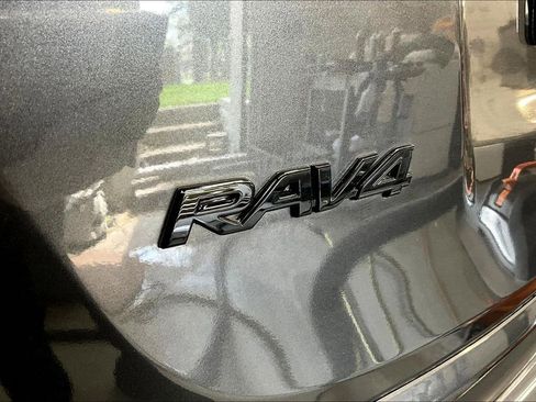 Used 2018 Toyota RAV4 Adventure AWD/4WD image 24
