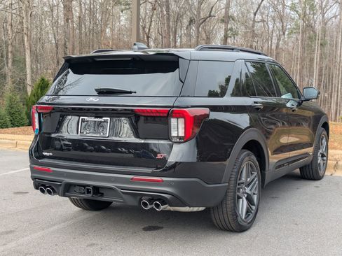New 2026 Ford Explorer ST w/ Sun And Sound Package image 3