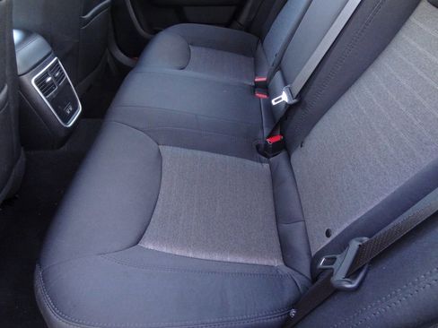 Used 2023 Chrysler 300 Touring image 8