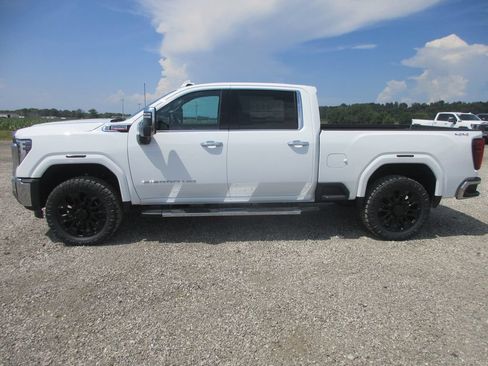 New 2026 GMC Sierra 2500 SLT w/ SLT Premium Package AWD/4WD image 10