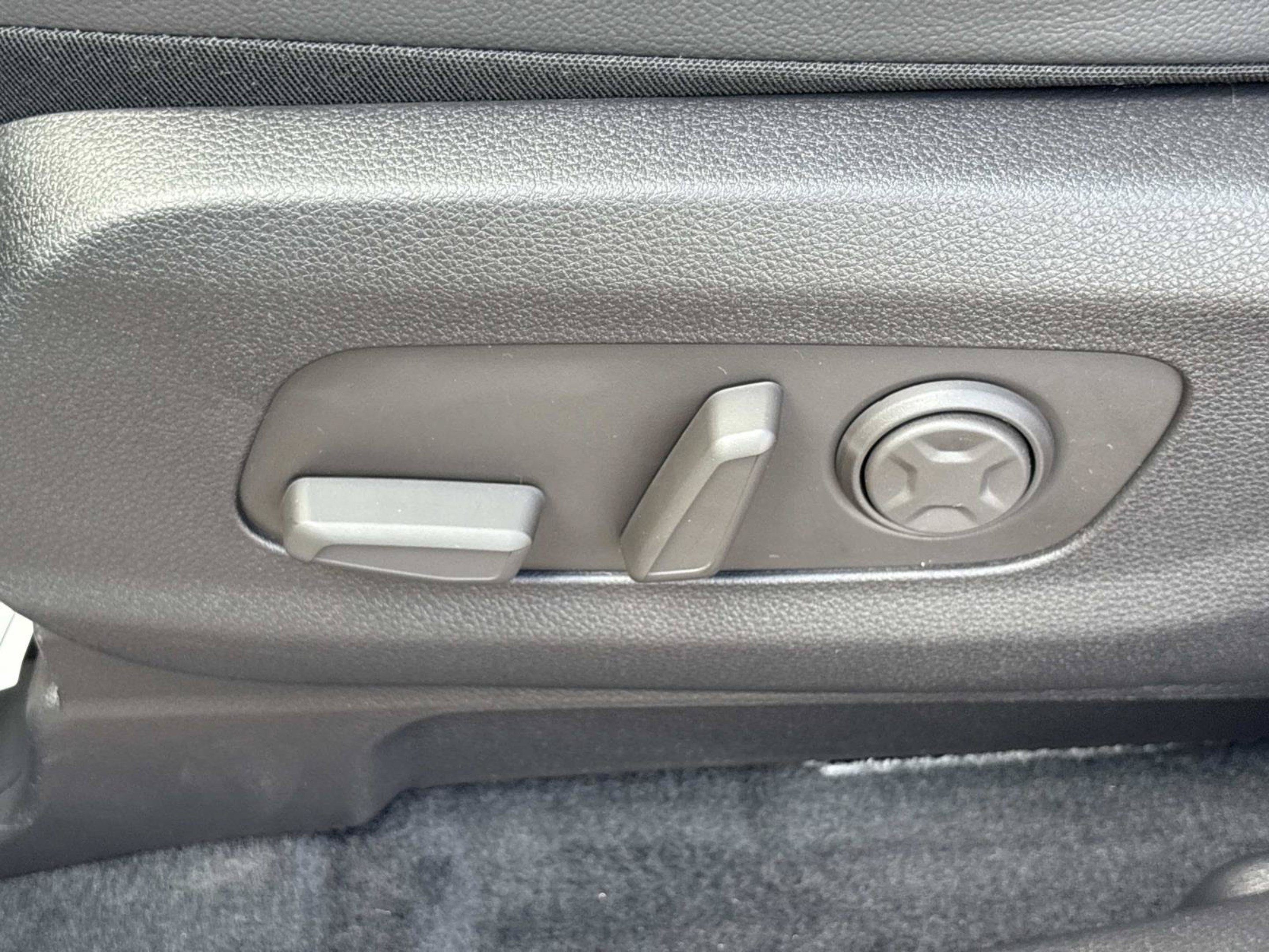 New 2027 Kia Carnival SX Prestige FWD image 20