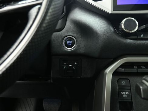 Used 2024 Toyota Tundra Limited image 15