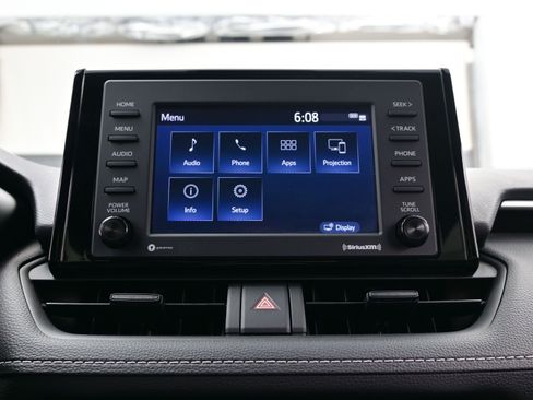 Used 2022 Toyota RAV4 XLE w/ Convenience Package image 20