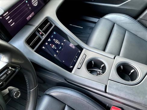 Certified 2023 Porsche Taycan image 20